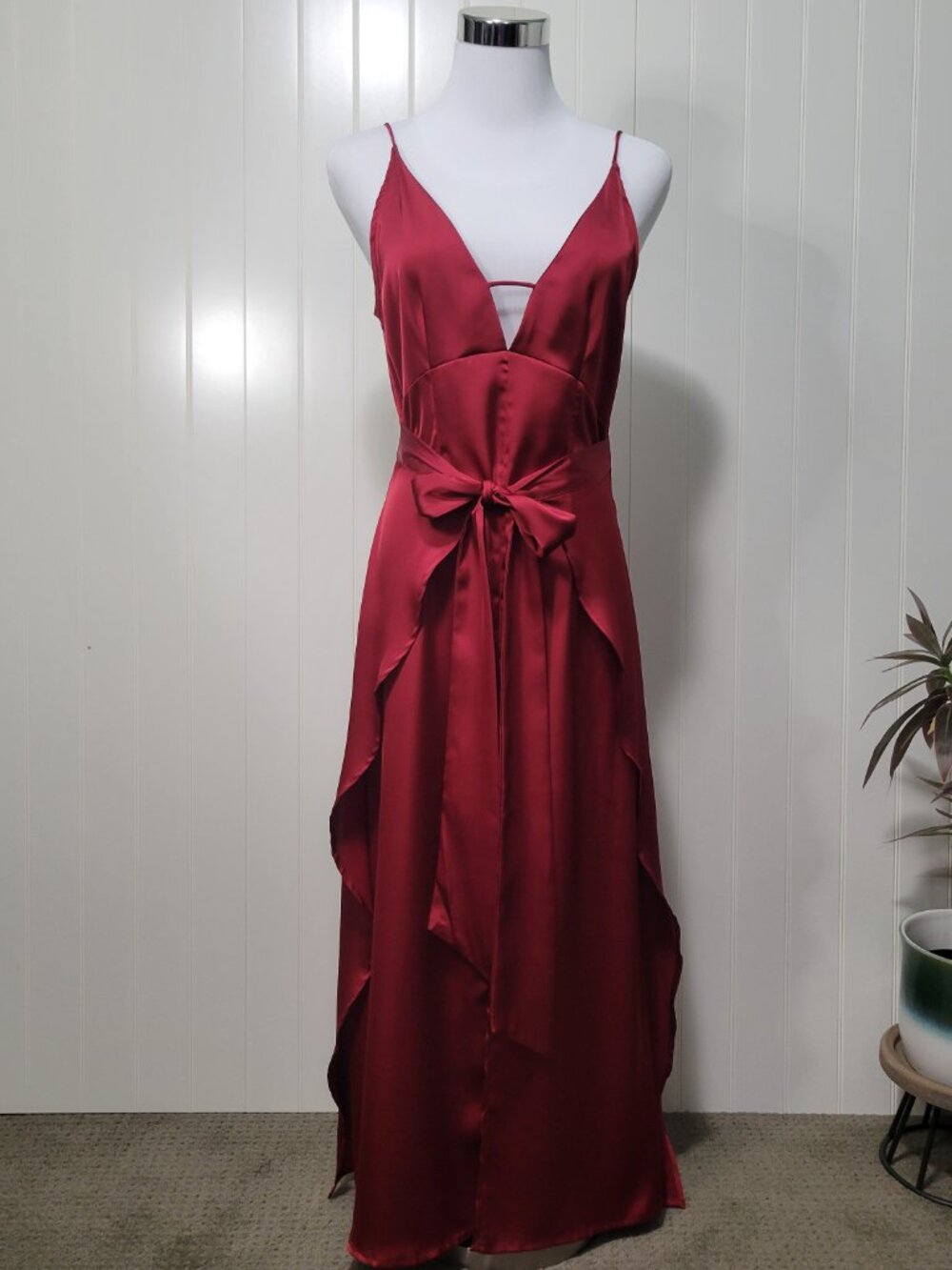 Amylynn Crimson Satin Tie Waist Dark Romantic Vamp Goth Indie Sleaze Midi Dress - Picture 3 of 16